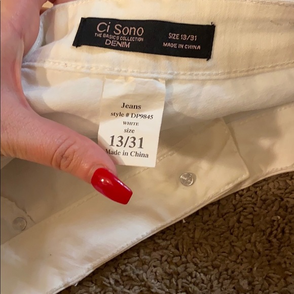 Jeans - Picture 7 of 7